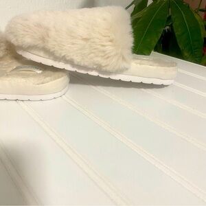 Nestwell Women’s Slippers Small 5/6 Cozy Teddy Sherpa Ivory White Memory Foam